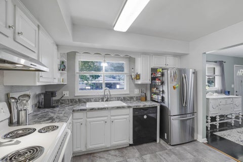Tiny photo for 4605 Belfast Drive, Columbus, OH 43227 (MLS # 226033811)