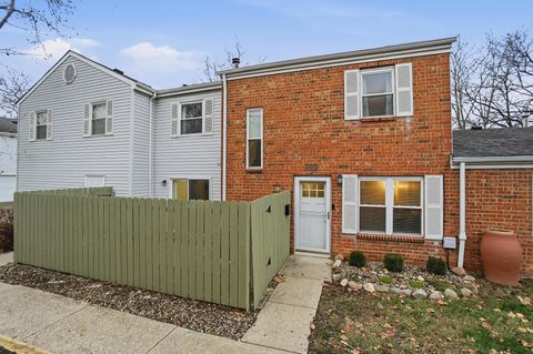 Photo of 1350 Baja Lane 10 #10, Columbus, OH 43204 (MLS # 226001885)