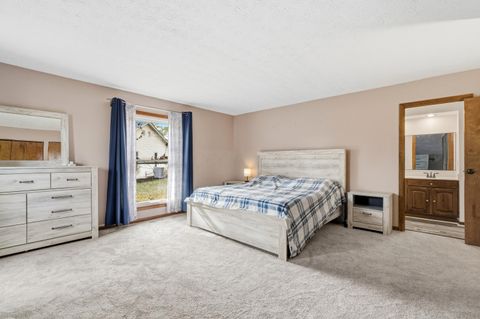 Tiny photo for 4833 Greengate Drive, Groveport, OH 43125 (MLS # 226002529)