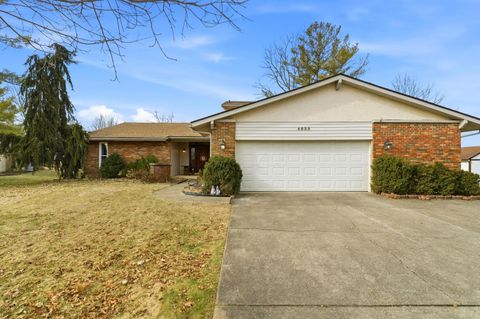 Photo of 4833 Greengate Drive, Groveport, OH 43125 (MLS # 226002529)