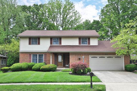 Photo of 1033 Firth Avenue, Columbus, OH 43085 (MLS # 226019335)