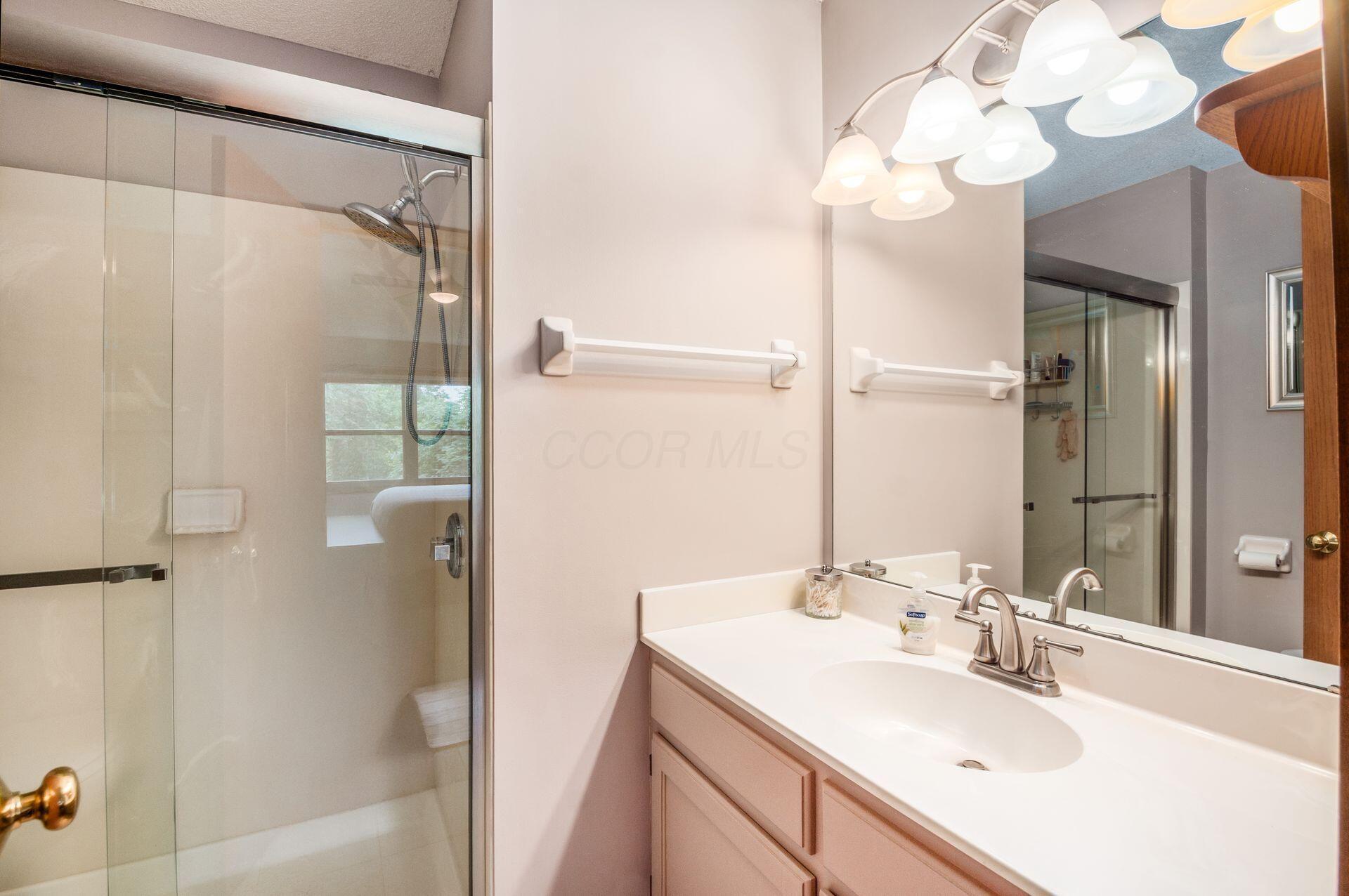 5659 Davidson Road, Hilliard, Ohio image 25