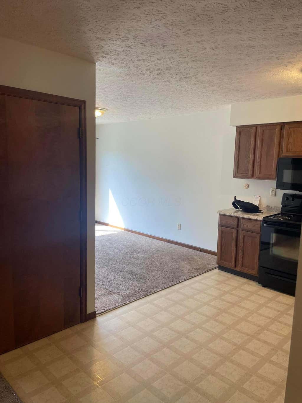 Photo of 3287 Willington Drive, Dublin, OH 43017 (MLS # 226024451)