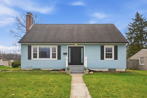 Photo of 7725 Eastwood Street, Reynoldsburg, OH 43068 (MLS # 226008752)