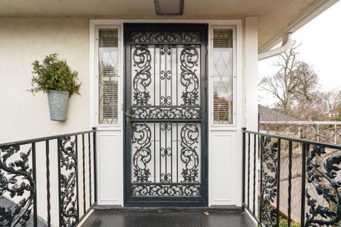 Tiny photo for 1631 Roxbury Road F3 #F3, Columbus, OH 43212 (MLS # 225044720)