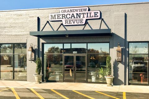 Tiny photo for 1631 Roxbury Road F3 #F3, Columbus, OH 43212 (MLS # 225044720)