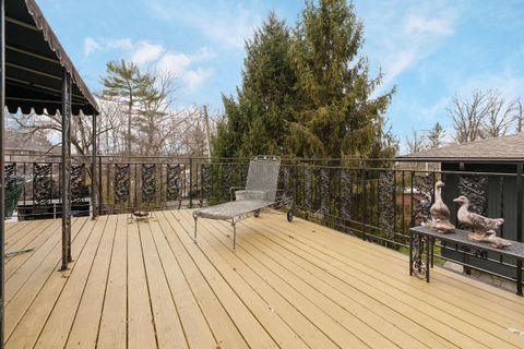 Tiny photo for 1631 Roxbury Road F3 #F3, Columbus, OH 43212 (MLS # 225044720)