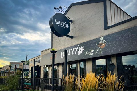 Tiny photo for 1631 Roxbury Road F3 #F3, Columbus, OH 43212 (MLS # 225044720)