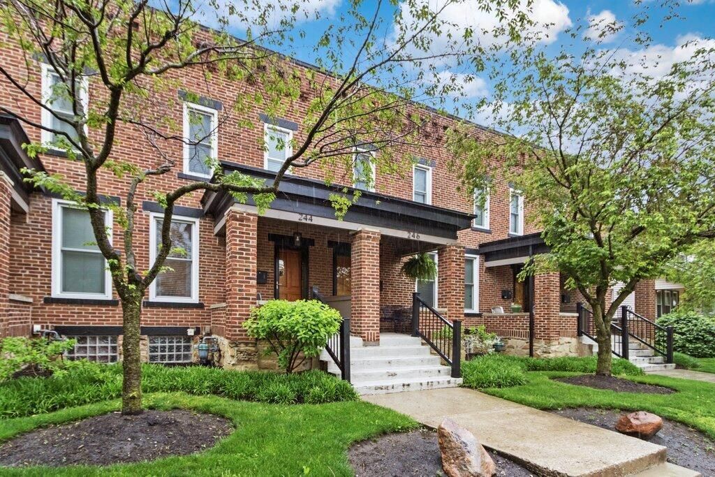 Photo of 244 Hanford Street, Columbus, OH 43206 (MLS # 226014584)