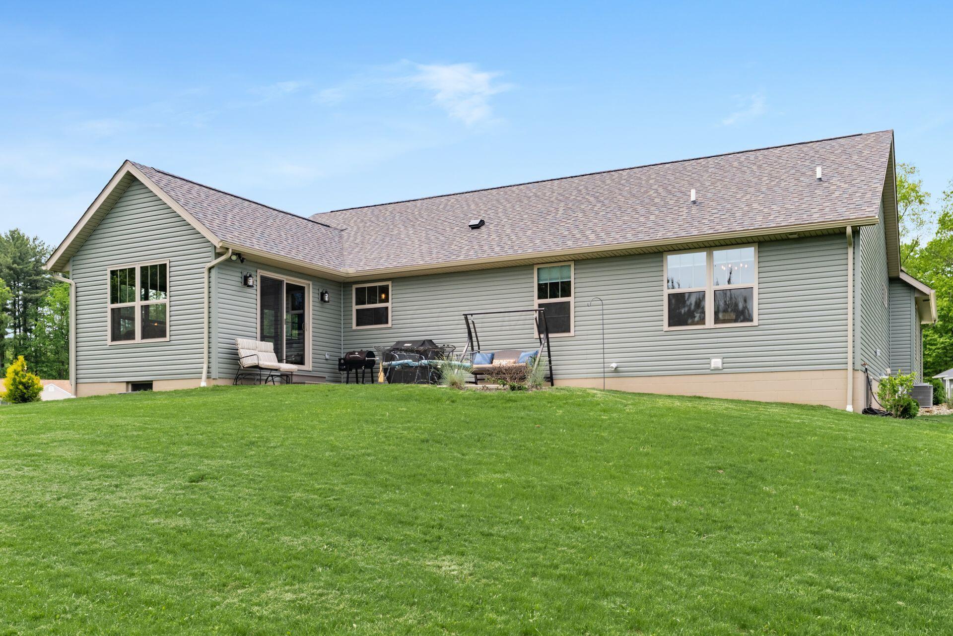 224 Blue Bird Drive, Butler, Ohio image 36