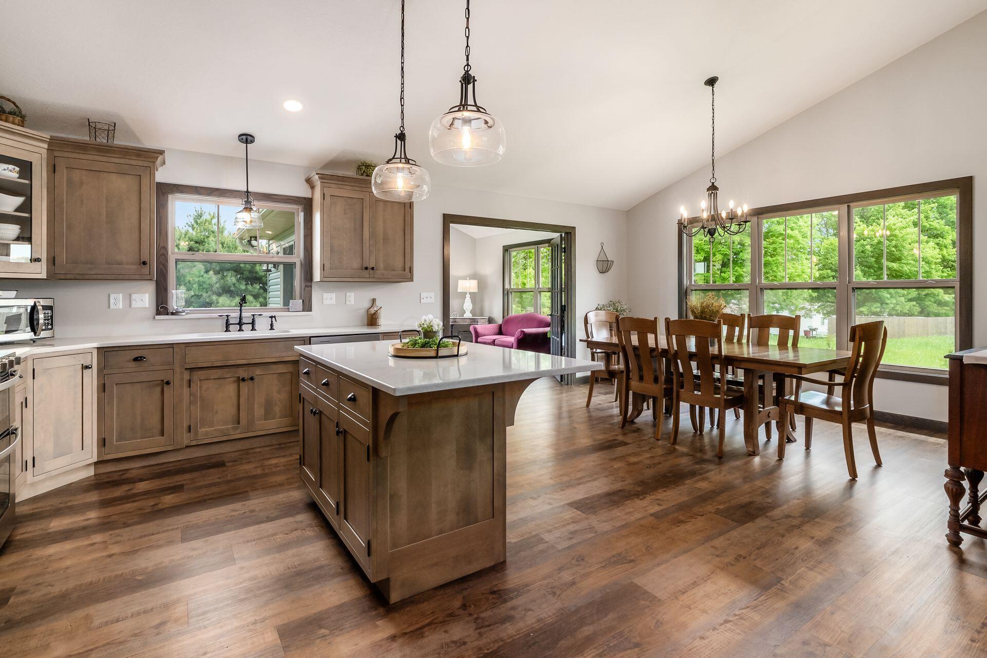 224 Blue Bird Drive, Butler, Ohio image 12