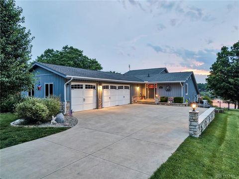 Homes For Sale - 4430 Navajo Trail<br/> Jamestown, OH 45335