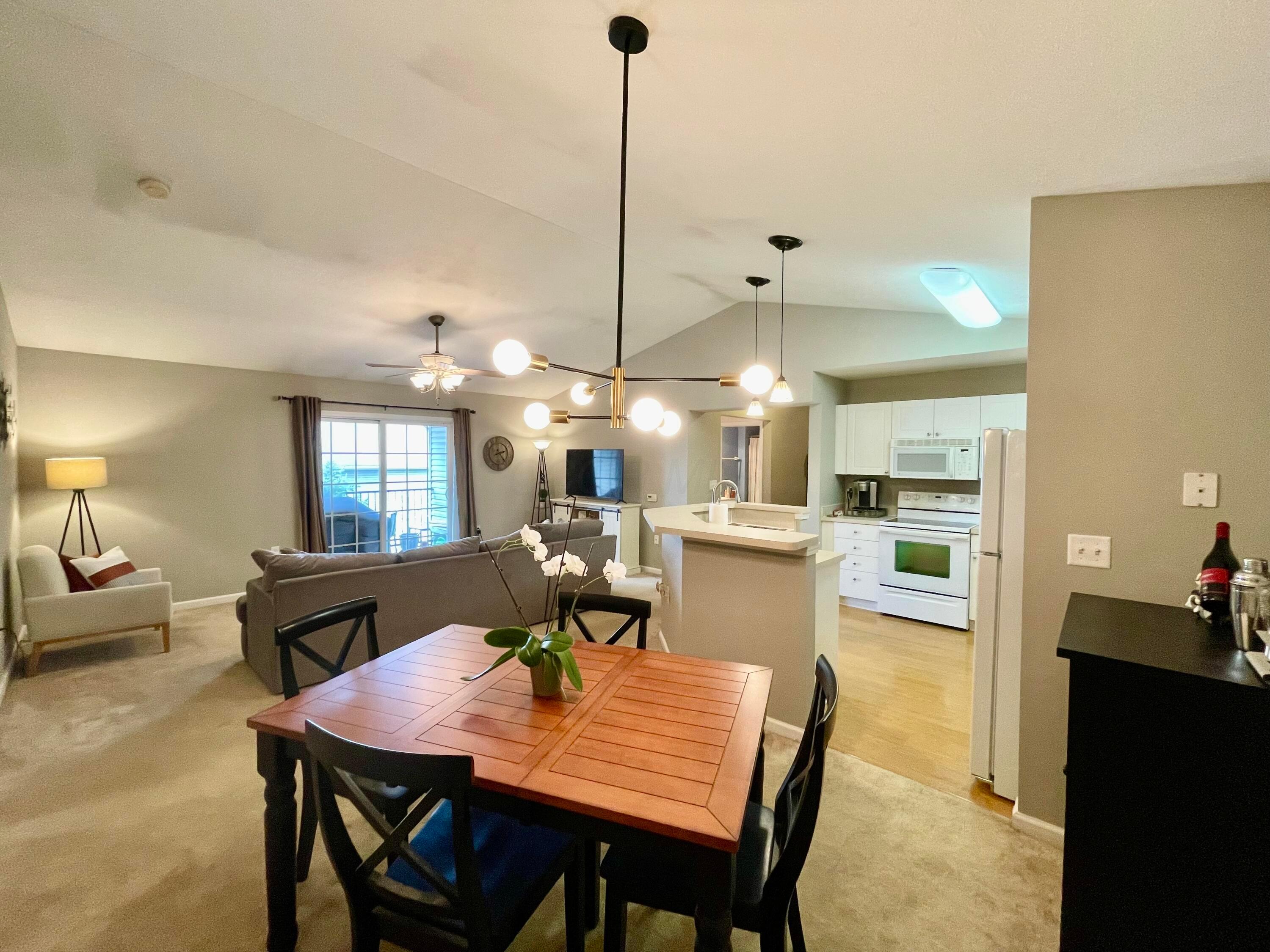 647 Spring Valley Drive, Lewis Center, Ohio image 12