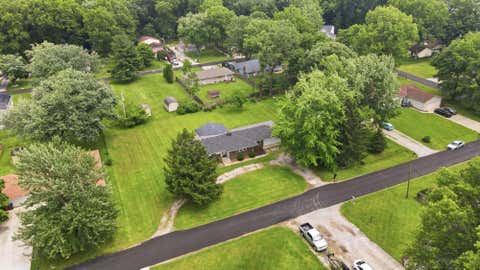 Photo of 133 S Summit Ridge Drive, Reynoldsburg, OH 43068 (MLS # 226023160)