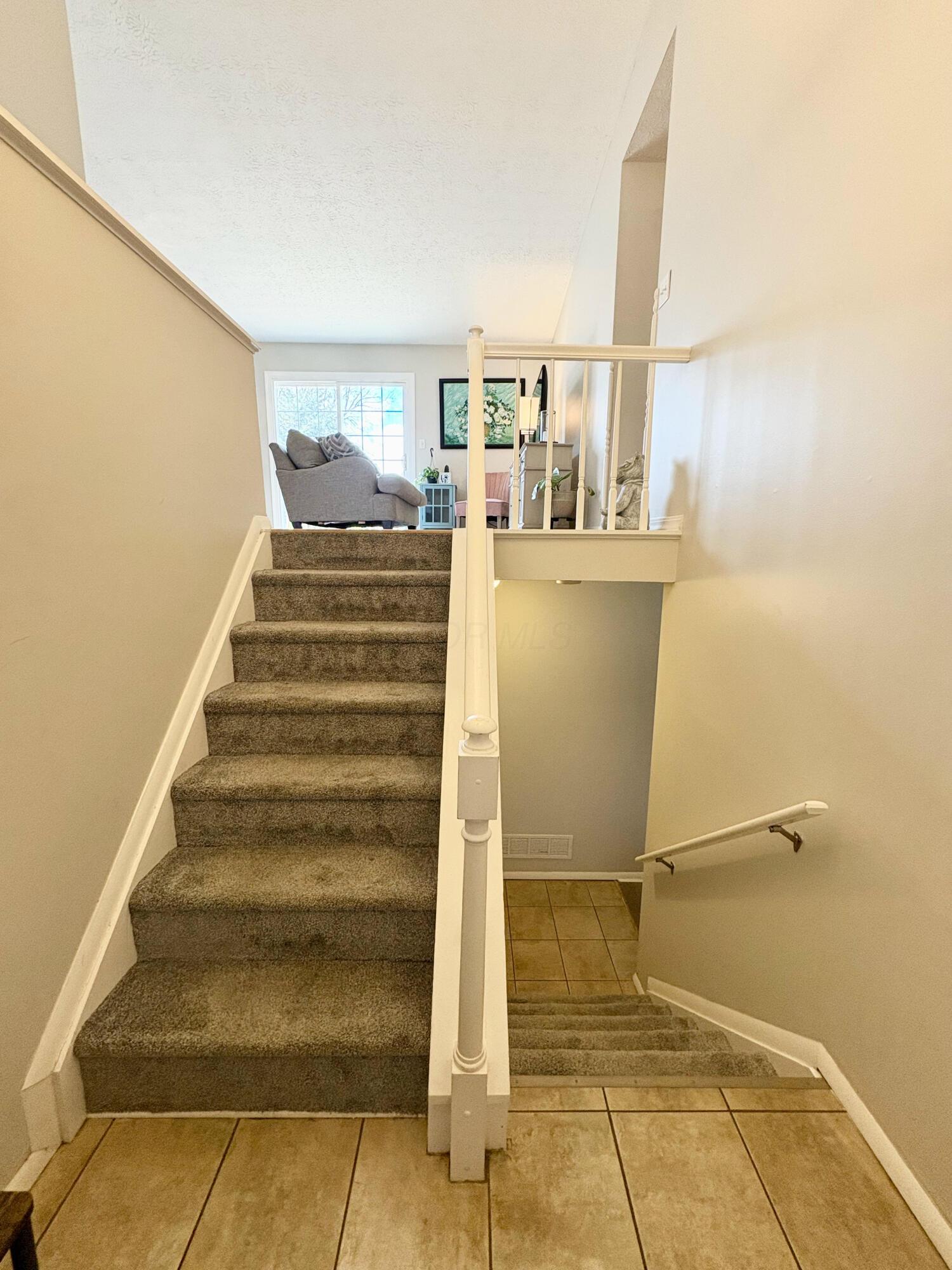 6009 Hildenboro Drive, Dublin, Ohio image 3