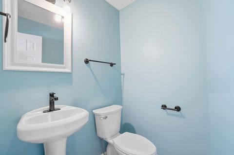 Tiny photo for 3250 Cypress Point Court, Pickerington, OH 43147 (MLS # 226000697)