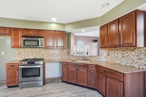 Tiny photo for 3250 Cypress Point Court, Pickerington, OH 43147 (MLS # 226000697)