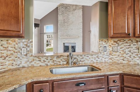 Tiny photo for 3250 Cypress Point Court, Pickerington, OH 43147 (MLS # 226000697)