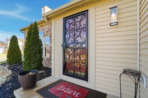 Tiny photo for 3250 Cypress Point Court, Pickerington, OH 43147 (MLS # 226000697)