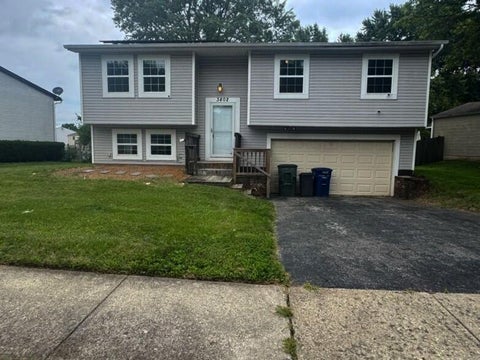 Photo of 3802 Danube Drive, Groveport, OH 43125 (MLS # 226031511)