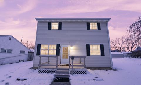 Photo of 89 Postle Boulevard, Columbus, OH 43228 (MLS # 225045736)