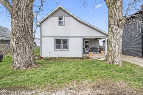 Photo of 2789 Old US Highway 40 NW, London, OH 43140 (MLS # 226009577)