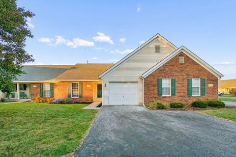 Photo of 1152 Arbor Oaks Lane, Galloway, OH 43119 (MLS # 226041293)