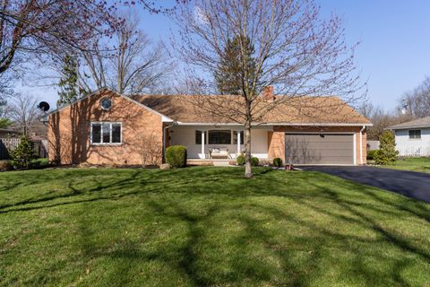 Photo of 3811 Walhaven Road, Columbus, OH 43220 (MLS # 223008301)
