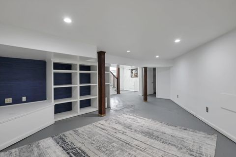 Tiny photo for 1384 Glenn Avenue, Columbus, OH 43212 (MLS # 225037566)