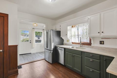 Tiny photo for 1384 Glenn Avenue, Columbus, OH 43212 (MLS # 225037566)