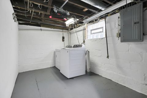 Tiny photo for 1384 Glenn Avenue, Columbus, OH 43212 (MLS # 225037566)