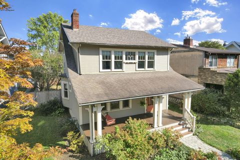 Tiny photo for 1384 Glenn Avenue, Columbus, OH 43212 (MLS # 225037566)