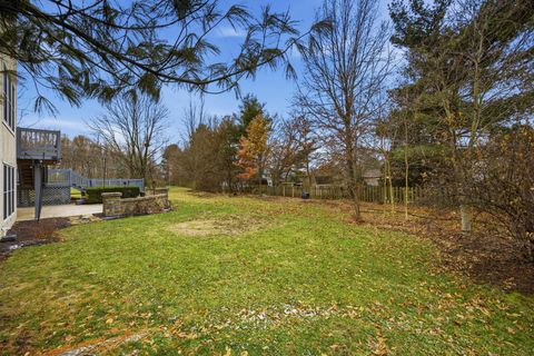 Tiny photo for 477 Stratshire Lane, Columbus, OH 43230 (MLS # 225045553)