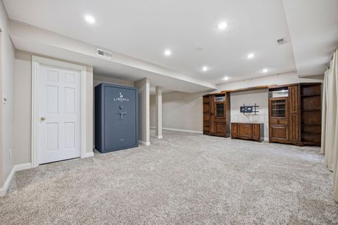 Tiny photo for 477 Stratshire Lane, Columbus, OH 43230 (MLS # 225045553)