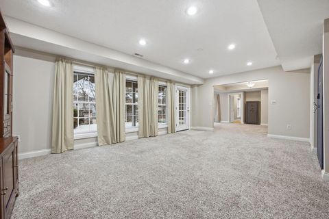 Tiny photo for 477 Stratshire Lane, Columbus, OH 43230 (MLS # 225045553)