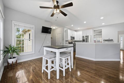 Tiny photo for 477 Stratshire Lane, Columbus, OH 43230 (MLS # 225045553)