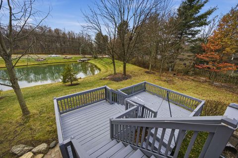 Tiny photo for 477 Stratshire Lane, Columbus, OH 43230 (MLS # 225045553)