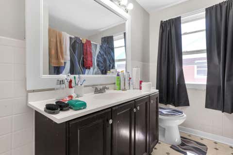Tiny photo for 219 Buckeye Circle, Columbus, OH 43217 (MLS # 226029471)