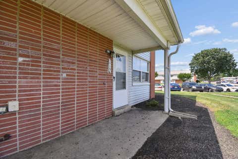 Tiny photo for 219 Buckeye Circle, Columbus, OH 43217 (MLS # 226029471)