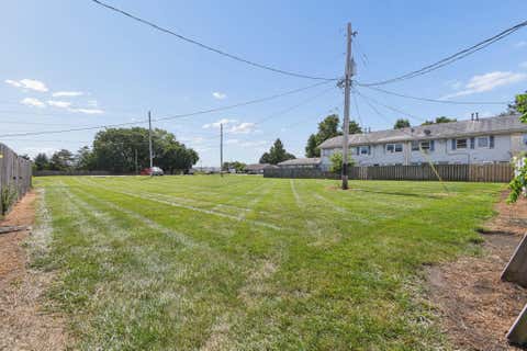 Tiny photo for 219 Buckeye Circle, Columbus, OH 43217 (MLS # 226029471)