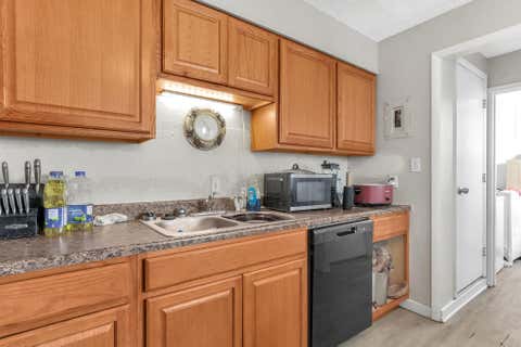 Tiny photo for 219 Buckeye Circle, Columbus, OH 43217 (MLS # 226029471)