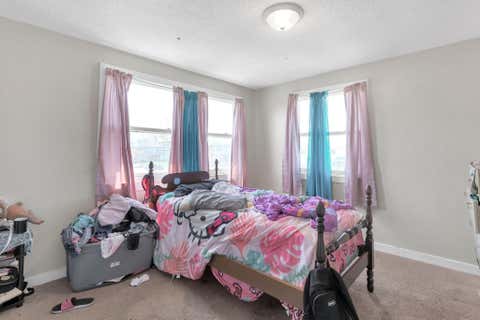 Tiny photo for 219 Buckeye Circle, Columbus, OH 43217 (MLS # 226029471)