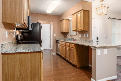 Tiny photo for 539 Market Street, Lithopolis, OH 43136 (MLS # 225036904)