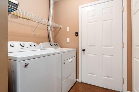 Tiny photo for 539 Market Street, Lithopolis, OH 43136 (MLS # 225036904)