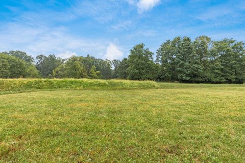 Tiny photo for 539 Market Street, Lithopolis, OH 43136 (MLS # 225036904)