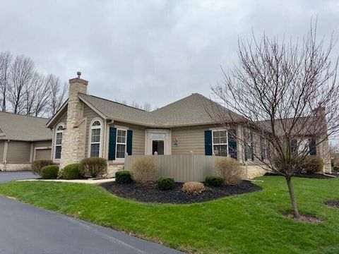 Photo of 4262 Bridgelane Place 27 #27, New Albany, OH 43054 (MLS # 226008802)