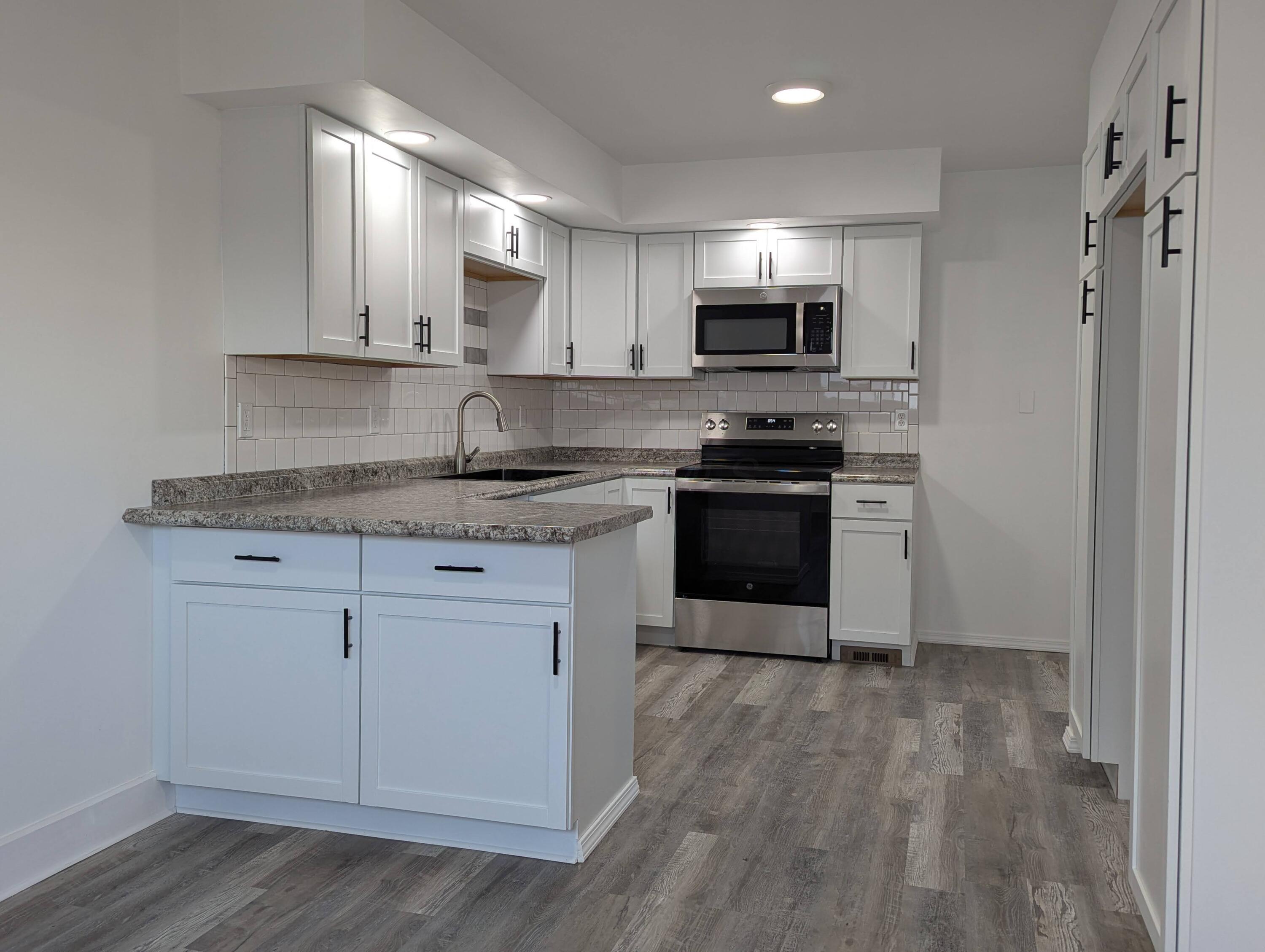 2431 Hillside Avenue, Springfield, Ohio image 2