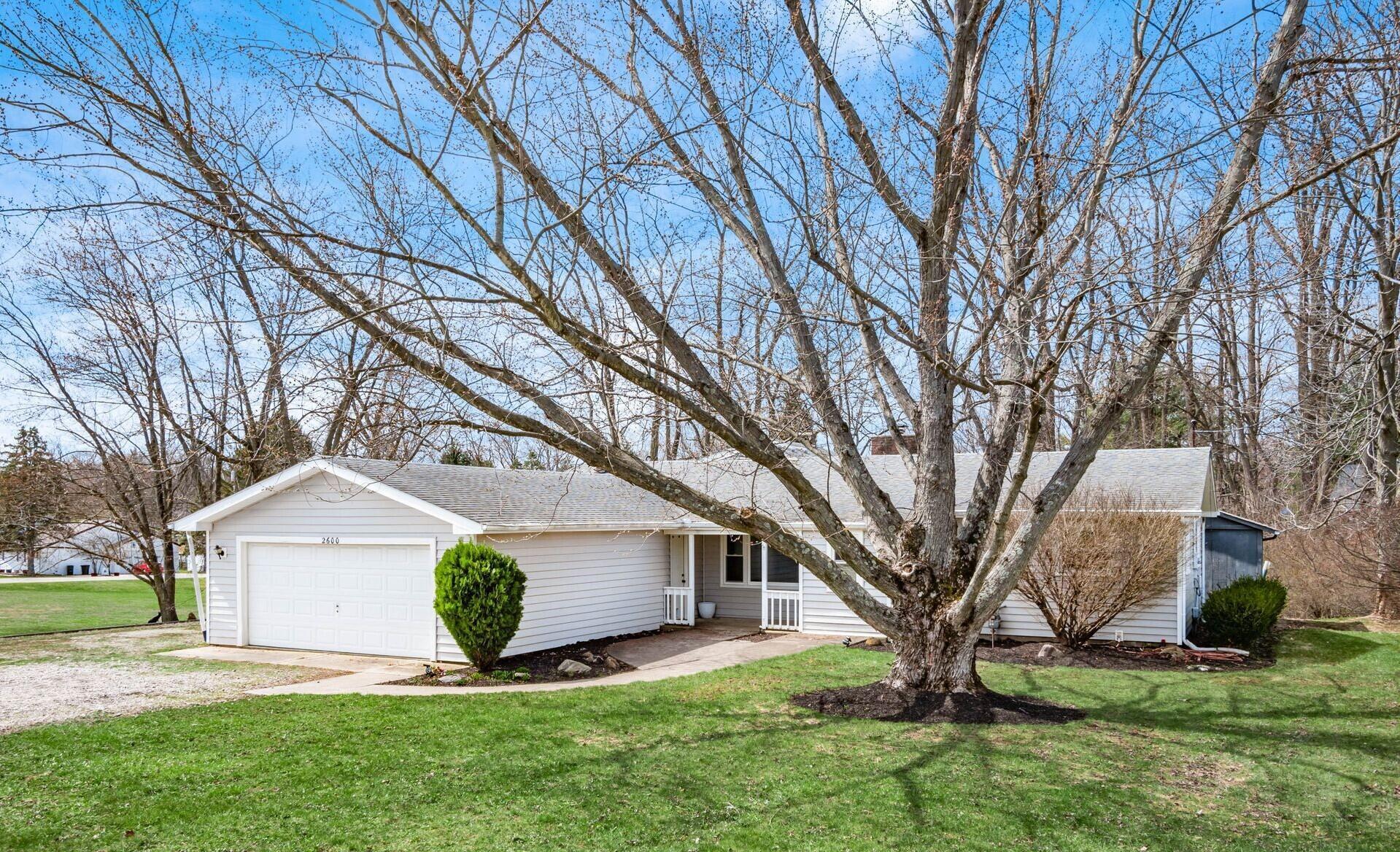 2600 Seneca Drive, London, Ohio image 1