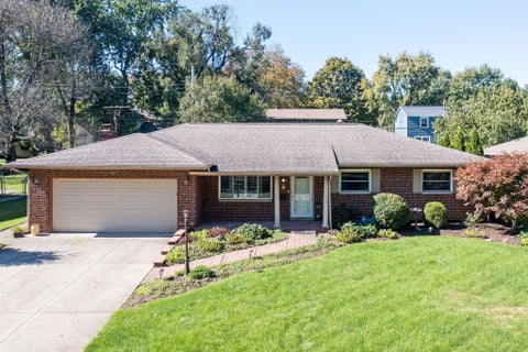 Photo of 621 Old Coach Road, Westerville, OH 43081 (MLS # 226038042)