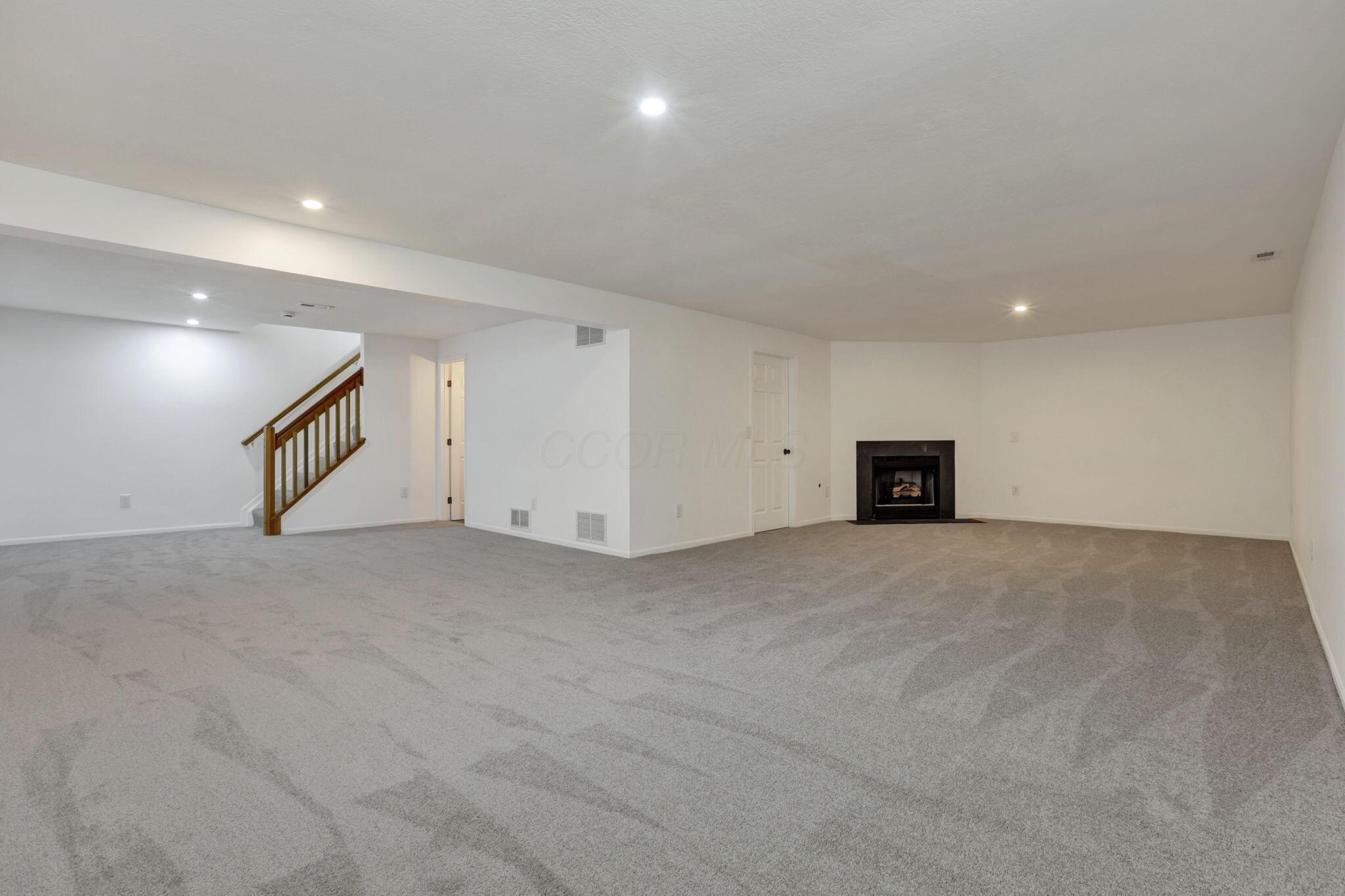 216 Brueghel, Blacklick, Ohio image 24